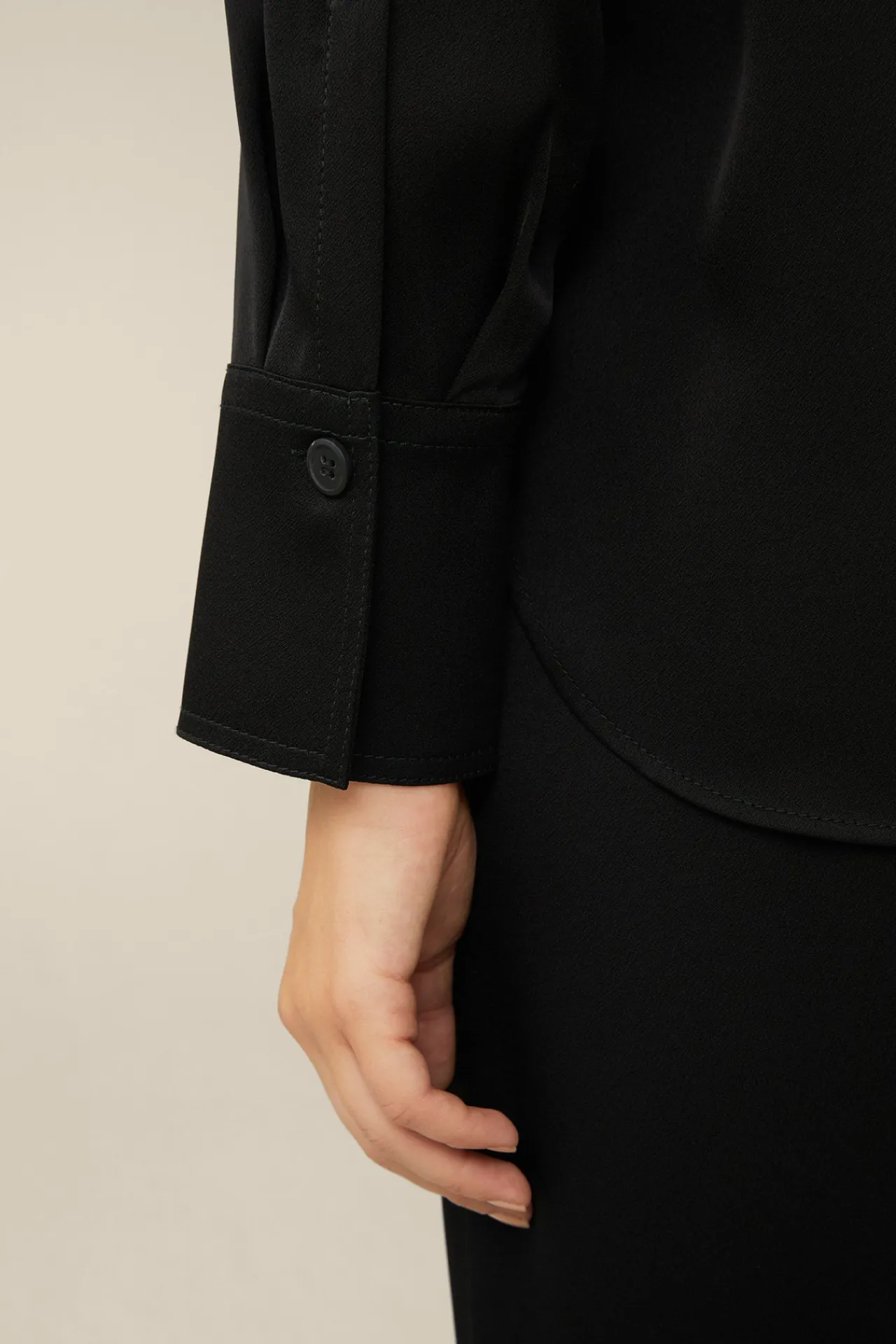 Crepe-Hemdbluse In*Windsor Hot
