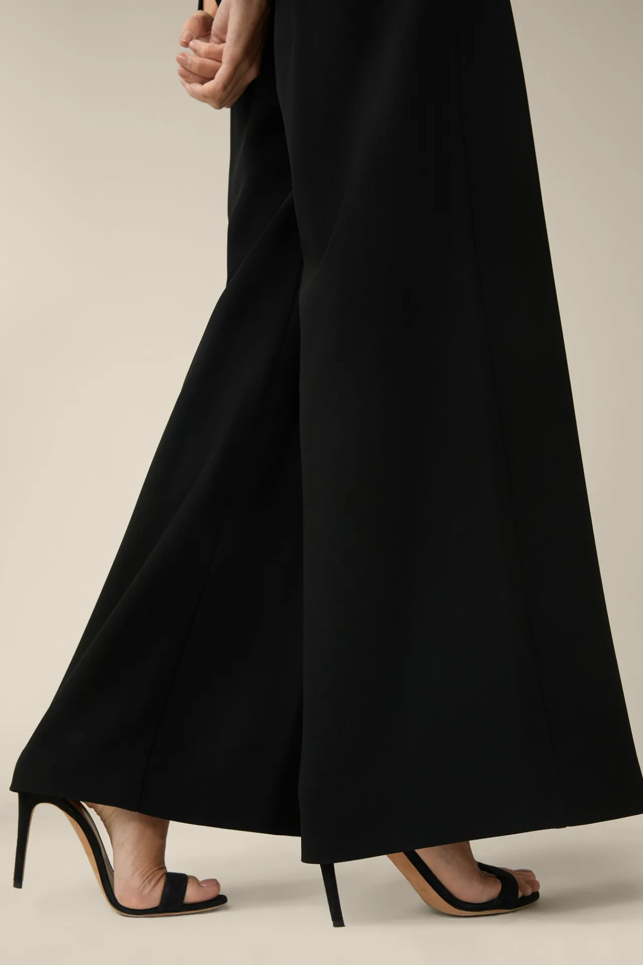 Crepe-Palazzo-Hose In*Windsor Outlet