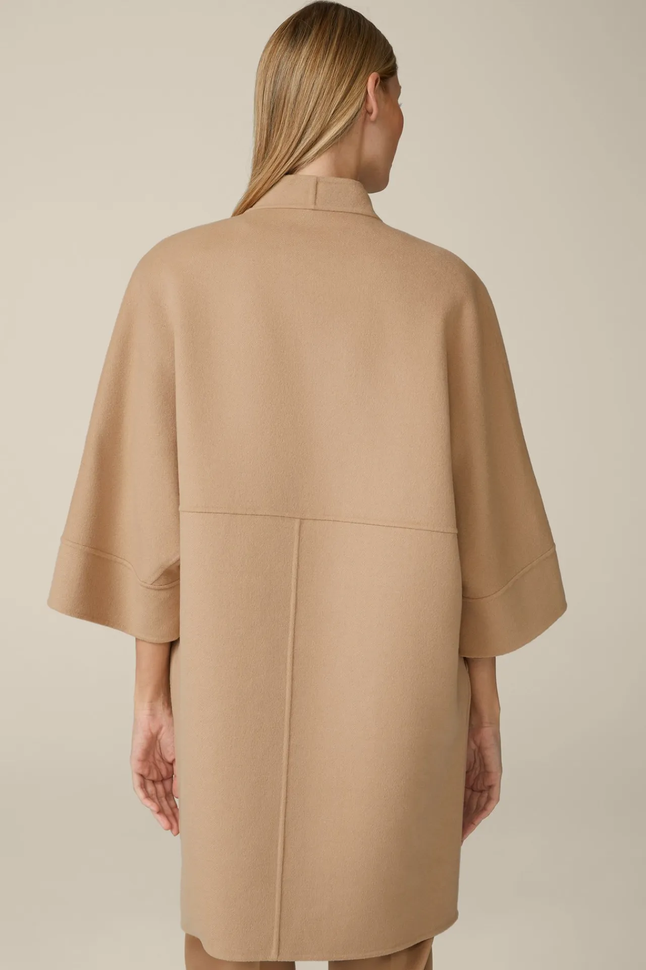 Double-Cape-Mantel In*Windsor Online