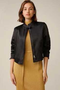 Duchesse-Satin-Blouson In*Windsor Fashion