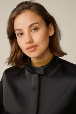 Duchesse-Satin-Blouson In*Windsor Fashion
