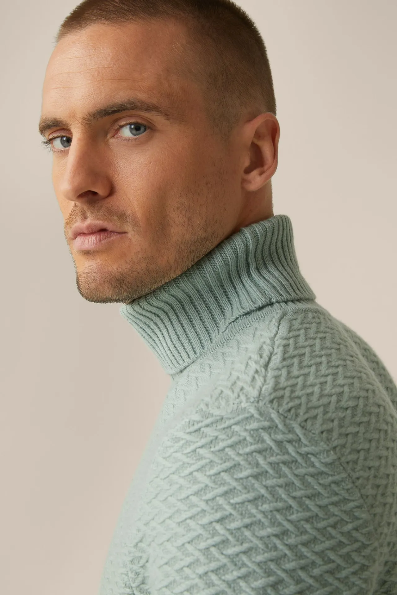 Schurwoll-Rollkragen-Pullover Amilo Mit Cashmere In Strukturiert*Windsor Online
