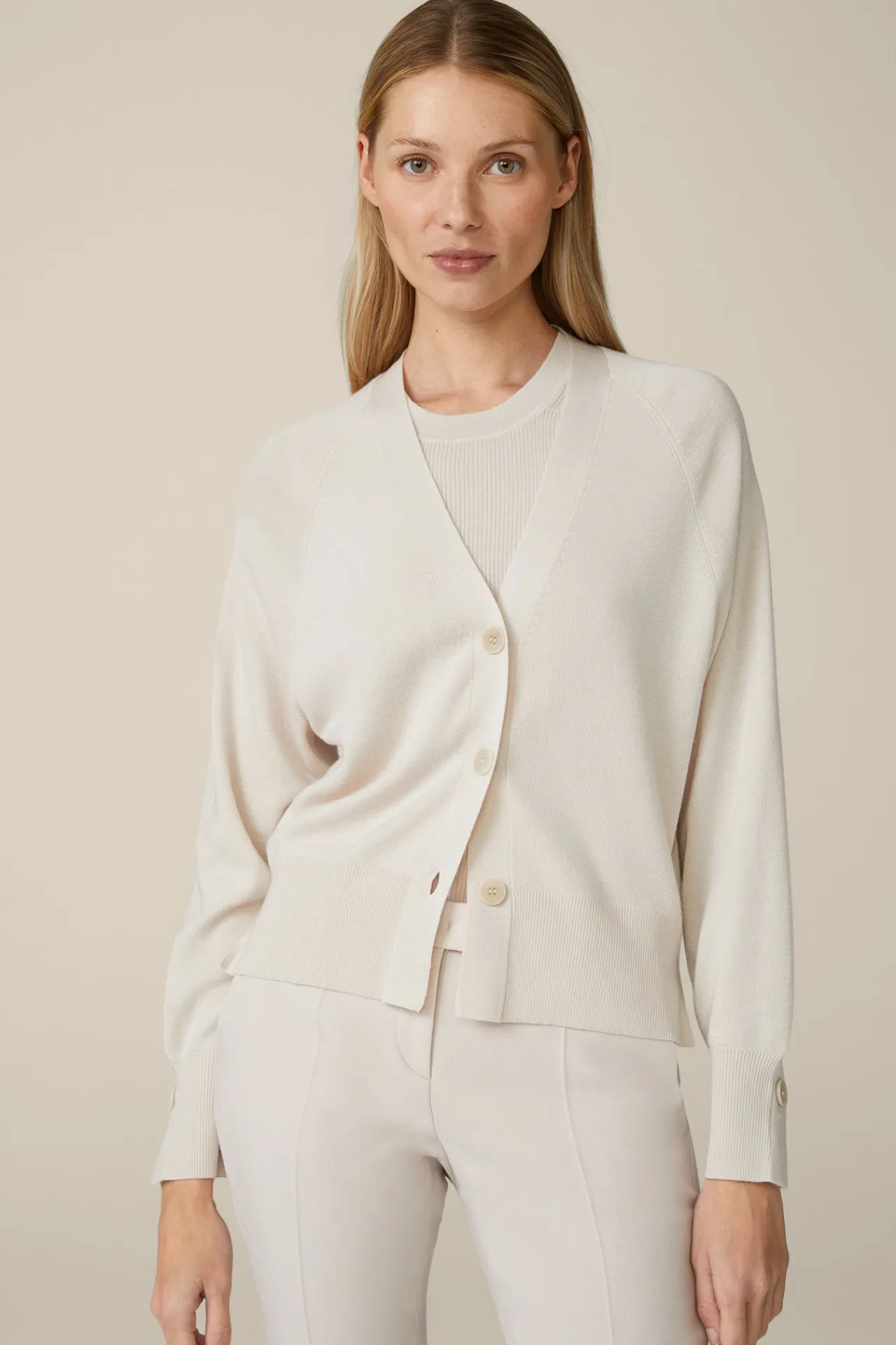 Schurwoll-Seidenmix-Cardigan In*Windsor Online