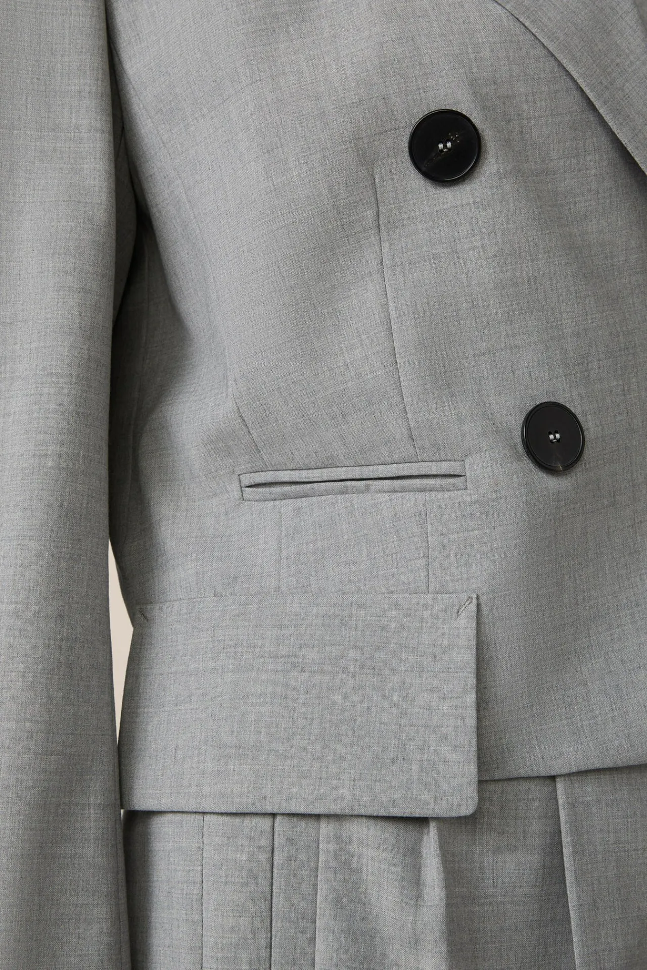 Wollmix-Doppelreiher-Kurzblazer In Hell Melange*Windsor Clearance